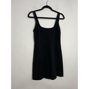 Abercrombie and Fitch athletic dress double lined size small features